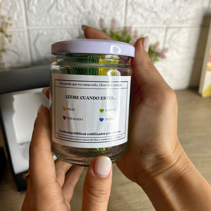 Frasco Bíblico con 40 versículos cristianos de 4 colores y emociones, tapa blanca y caja negra + espuma